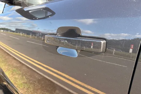  Land Rover Defender 110 3.0 D350 MHEV X-Dynamic HSE Auto 4WD Euro 6 (s/s) 5dr Thumbnail #25