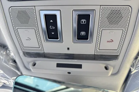  Land Rover Defender 110 3.0 D350 MHEV X-Dynamic HSE Auto 4WD Euro 6 (s/s) 5dr Thumbnail #38