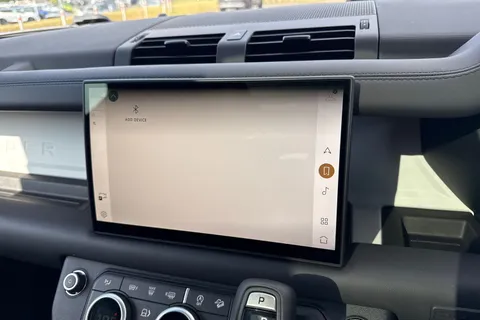  Land Rover Defender 110 3.0 D250 MHEV X-Dynamic HSE Auto 4WD Euro 6 (s/s) 5dr Thumbnail #27