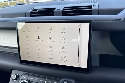 Land Rover Defender 110 3.0 D250 MHEV X-Dynamic SE Auto 4WD Euro 6 (s/s) 5dr Thumbnail #20