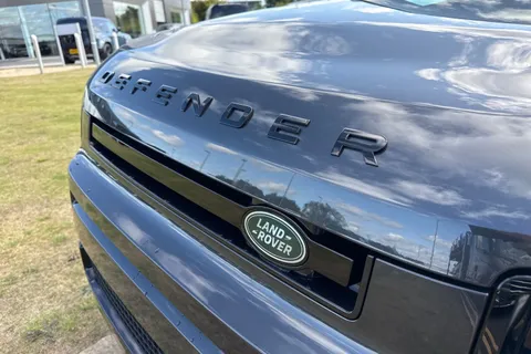 Land Rover Defender 110 3.0 D250 MHEV X-Dynamic SE Auto 4WD Euro 6 (s/s) 5dr Thumbnail #21
