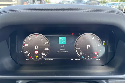 Land Rover Defender 110 3.0 D250 MHEV X-Dynamic SE Auto 4WD Euro 6 (s/s) 5dr Thumbnail #29