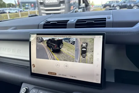 Land Rover Defender 110 3.0 D250 MHEV X-Dynamic SE Auto 4WD Euro 6 (s/s) 5dr Thumbnail #35