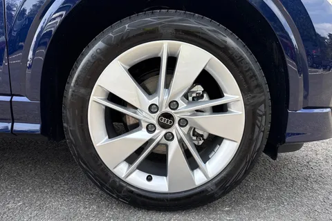 PJ25DPZ Audi Q2 S line 30 TFSI 116 PS 6-speed Thumbnail #10