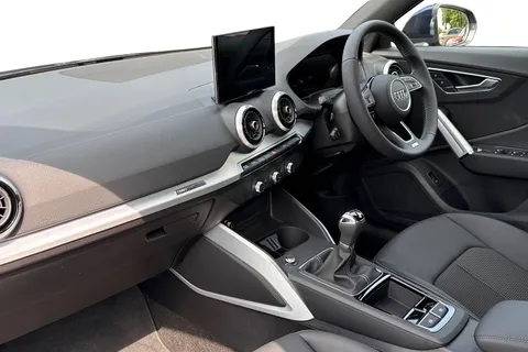 PJ25DPZ Audi Q2 S line 30 TFSI 116 PS 6-speed Thumbnail #15