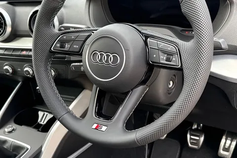 PJ25DPZ Audi Q2 S line 30 TFSI 116 PS 6-speed Thumbnail #32