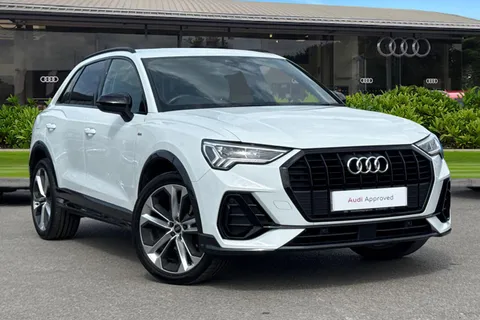 Audi Q3 Black Edition 35 TFSI  150 PS S tronic