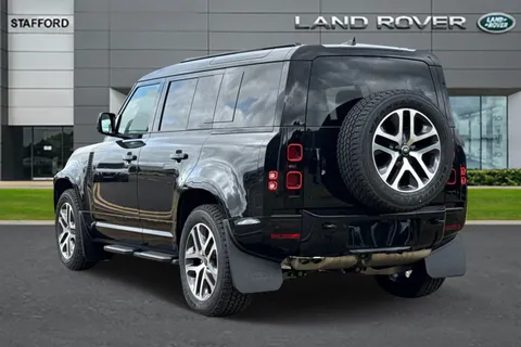  Land Rover Defender 110 3.0 D250 MHEV X-Dynamic SE Auto 4WD Euro 6 (s/s) 5dr Thumbnail #3