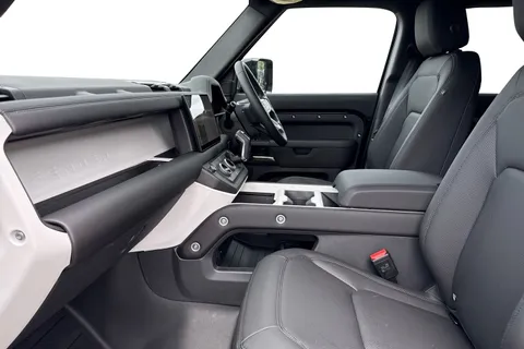  Land Rover Defender 110 3.0 D250 MHEV X-Dynamic SE Auto 4WD Euro 6 (s/s) 5dr Thumbnail #4