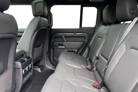  Land Rover Defender 110 3.0 D250 MHEV X-Dynamic SE Auto 4WD Euro 6 (s/s) 5dr Thumbnail #5