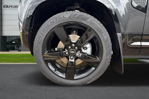  Land Rover Defender 110 3.0 D250 MHEV X-Dynamic HSE Auto 4WD Euro 6 (s/s) 5dr Thumbnail #9