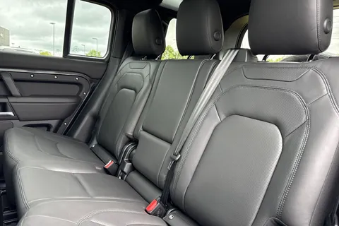  Land Rover Defender 110 3.0 D250 MHEV X-Dynamic HSE Auto 4WD Euro 6 (s/s) 5dr Thumbnail #14
