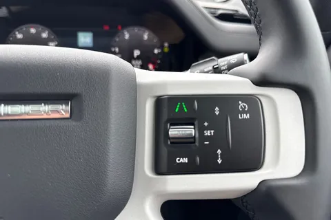  Land Rover Defender 110 3.0 D250 MHEV X-Dynamic SE Auto 4WD Euro 6 (s/s) 5dr Thumbnail #19