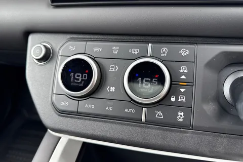  Land Rover Defender 110 3.0 D250 MHEV X-Dynamic SE Auto 4WD Euro 6 (s/s) 5dr Thumbnail #20