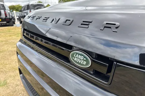  Land Rover Defender 110 3.0 D250 MHEV X-Dynamic SE Auto 4WD Euro 6 (s/s) 5dr Thumbnail #22