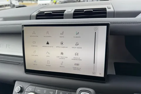  Land Rover Defender 110 3.0 D250 MHEV X-Dynamic SE Auto 4WD Euro 6 (s/s) 5dr Thumbnail #21