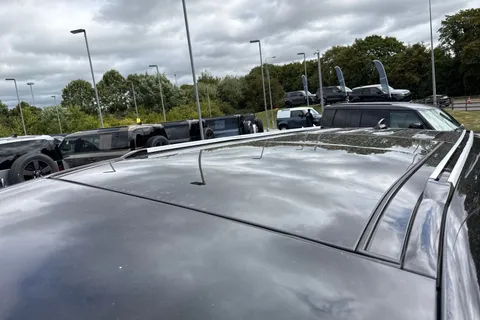  Land Rover Defender 110 3.0 D250 MHEV X-Dynamic HSE Auto 4WD Euro 6 (s/s) 5dr Thumbnail #24