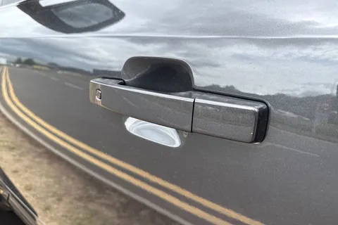  Land Rover Defender 110 3.0 D250 MHEV X-Dynamic SE Auto 4WD Euro 6 (s/s) 5dr Thumbnail #25