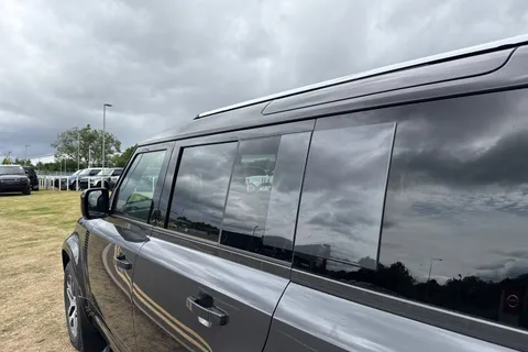  Land Rover Defender 110 3.0 D250 MHEV X-Dynamic SE Auto 4WD Euro 6 (s/s) 5dr Thumbnail #26