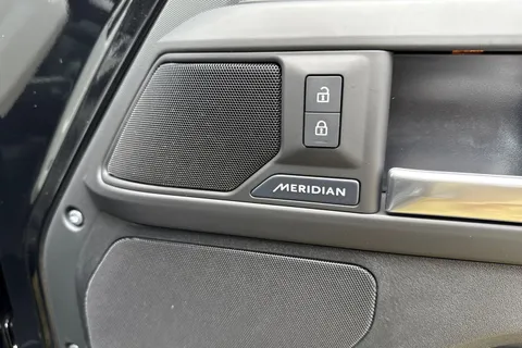  Land Rover Defender 110 3.0 D250 MHEV X-Dynamic SE Auto 4WD Euro 6 (s/s) 5dr Thumbnail #29