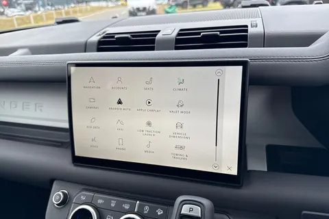  Land Rover Defender 110 3.0 D250 MHEV X-Dynamic SE Auto 4WD Euro 6 (s/s) 5dr Thumbnail #33