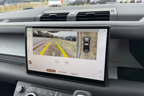  Land Rover Defender 110 3.0 D250 MHEV X-Dynamic HSE Auto 4WD Euro 6 (s/s) 5dr Thumbnail #34