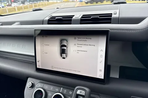  Land Rover Defender 110 3.0 D250 MHEV X-Dynamic SE Auto 4WD Euro 6 (s/s) 5dr Thumbnail #33