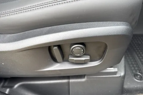  Land Rover Defender 110 3.0 D250 MHEV X-Dynamic SE Auto 4WD Euro 6 (s/s) 5dr Thumbnail #30