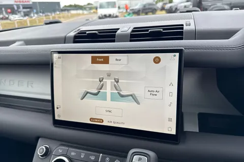  Land Rover Defender 110 3.0 D250 MHEV X-Dynamic SE Auto 4WD Euro 6 (s/s) 5dr Thumbnail #34