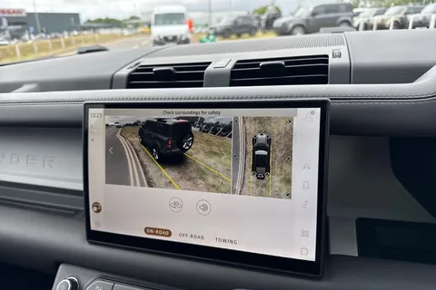  Land Rover Defender 110 3.0 D250 MHEV X-Dynamic HSE Auto 4WD Euro 6 (s/s) 5dr Thumbnail #35