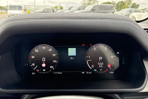  Land Rover Defender 110 3.0 D250 MHEV X-Dynamic SE Auto 4WD Euro 6 (s/s) 5dr Thumbnail #31