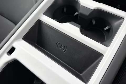  Land Rover Defender 110 3.0 D250 MHEV X-Dynamic HSE Auto 4WD Euro 6 (s/s) 5dr Thumbnail #36