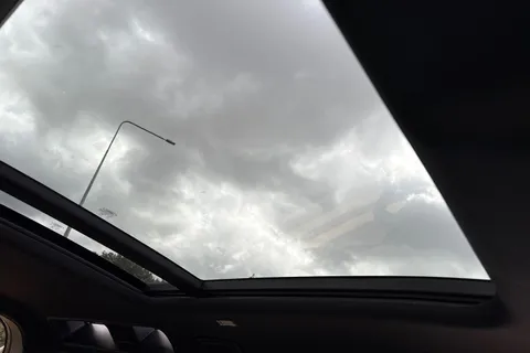  Land Rover Defender 110 3.0 D250 MHEV X-Dynamic SE Auto 4WD Euro 6 (s/s) 5dr Thumbnail #41