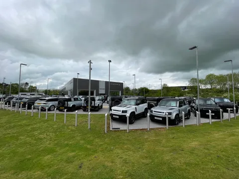  Land Rover Defender 110 3.0 D250 MHEV X-Dynamic HSE Auto 4WD Euro 6 (s/s) 5dr Thumbnail #42