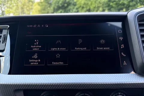 PJ25HVU Audi A1 S line 30 TFSI  116 PS 6-speed Thumbnail #62