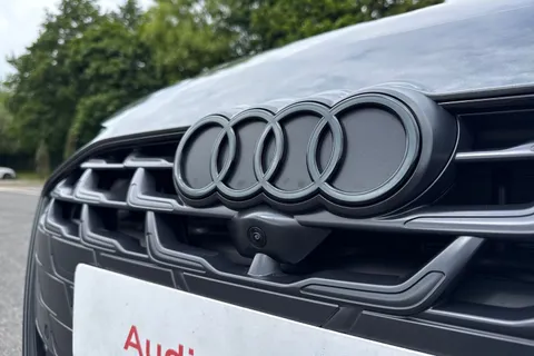 PJ25EZR Audi A6 Avant Avant Launch Edition TDI quattro 204 PS S tronic Thumbnail #26