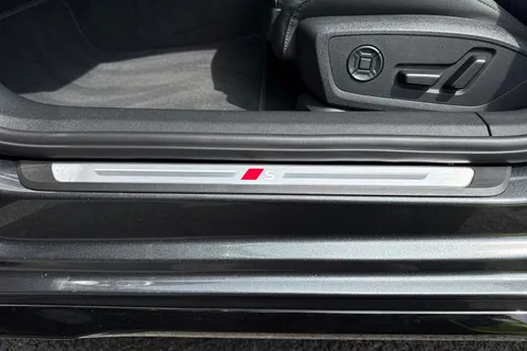 PJ25EZR Audi A6 Avant Avant Launch Edition TDI quattro 204 PS S tronic Thumbnail #45