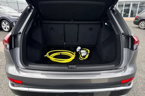 KT74REU Audi Q4 e-tron 125kW 35 55kWh S Line 5dr Auto [Leather] Thumbnail #7