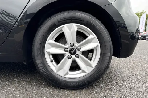 PY72FRF Audi A1 Technik 25 TFSI 95 PS 5-speed Thumbnail #11