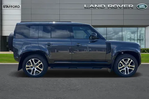 Land Rover Defender 110 3.0 D250 MHEV X-Dynamic SE Auto 4WD Euro 6 (s/s) 5dr Thumbnail #6