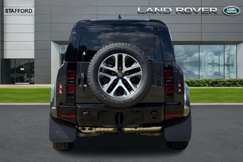 Land Rover Defender 110 3.0 D250 MHEV X-Dynamic SE Auto 4WD Euro 6 (s/s) 5dr Thumbnail #7