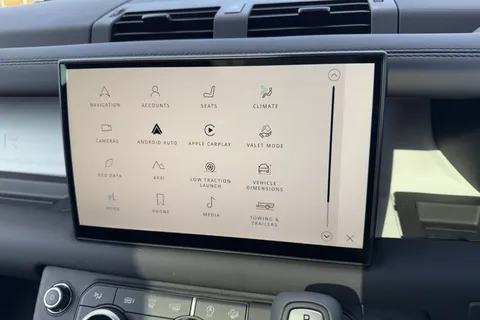 Land Rover Defender 110 3.0 D250 MHEV X-Dynamic SE Auto 4WD Euro 6 (s/s) 5dr Thumbnail #21