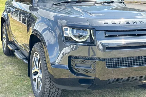 Land Rover Defender 110 3.0 D250 MHEV X-Dynamic SE Auto 4WD Euro 6 (s/s) 5dr Thumbnail #22