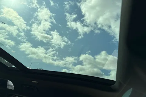 Land Rover Defender 110 3.0 D250 MHEV X-Dynamic SE Auto 4WD Euro 6 (s/s) 5dr Thumbnail #38