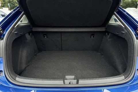 MK22HXR Volkswagen Taigo 1.0 TSI Life 5dr **REVERSING CAMERA** Thumbnail #7