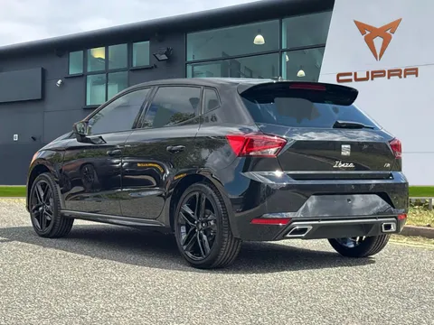 SEAT Ibiza 1.0 TSI FR Black Edition Euro 6 (s/s) 5dr Thumbnail #3