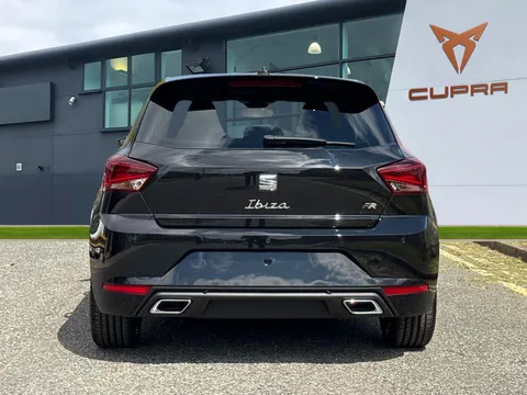 SEAT Ibiza 1.0 TSI FR Black Edition Euro 6 (s/s) 5dr Thumbnail #5