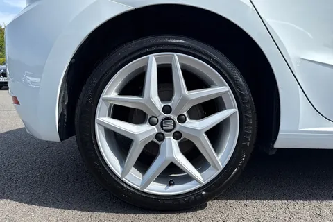 YX18SXZ SEAT Ibiza 1.0 TSI FR Euro 6 (s/s) 5dr Thumbnail #11