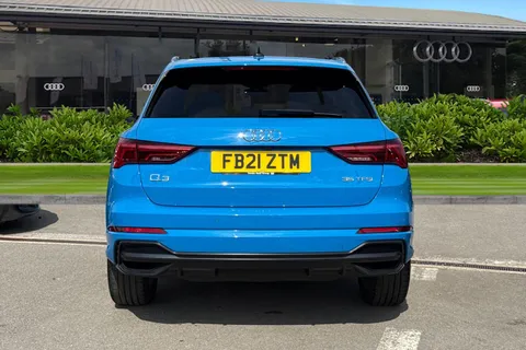 FB21ZTM Audi Q3 S line 35 TFSI 150 PS S tronic Thumbnail #5