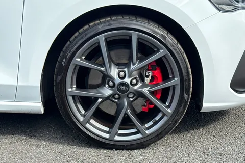 BD23WYR Ford Focus 2.3T EcoBoost ST Euro 6 (s/s) 5dr Thumbnail #11